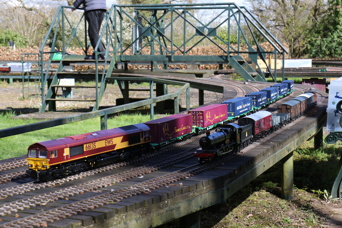 Selection of G1 locos running